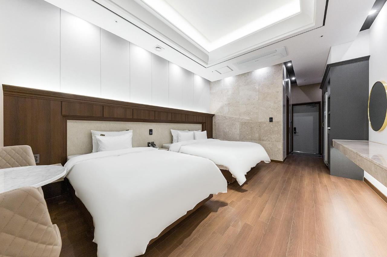 Hotel Demer Mokpo Exterior photo