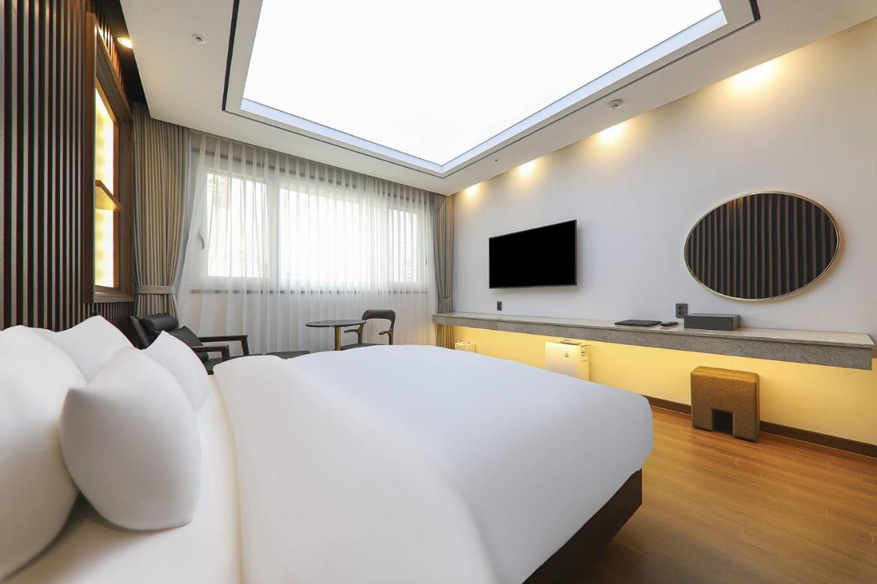 Hotel Demer Mokpo Exterior photo