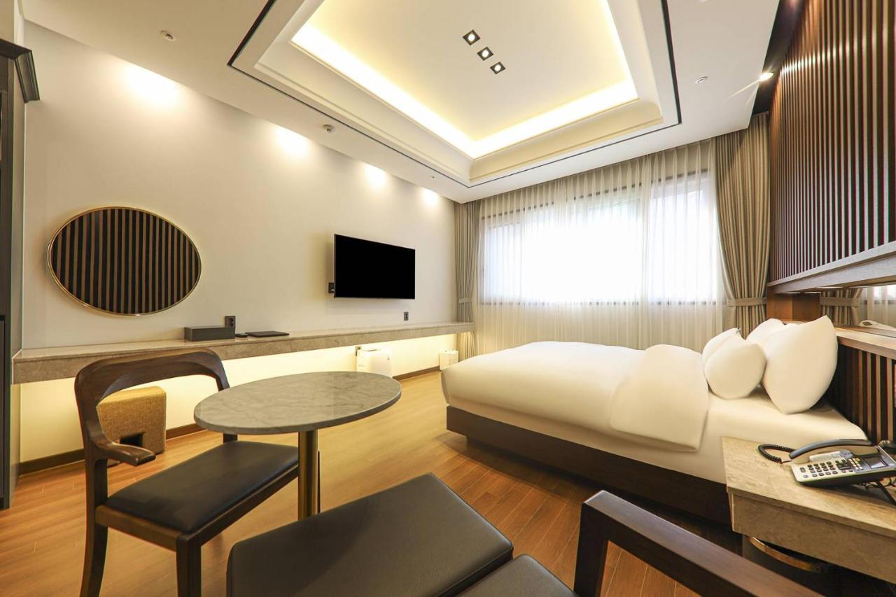 Hotel Demer Mokpo Exterior photo