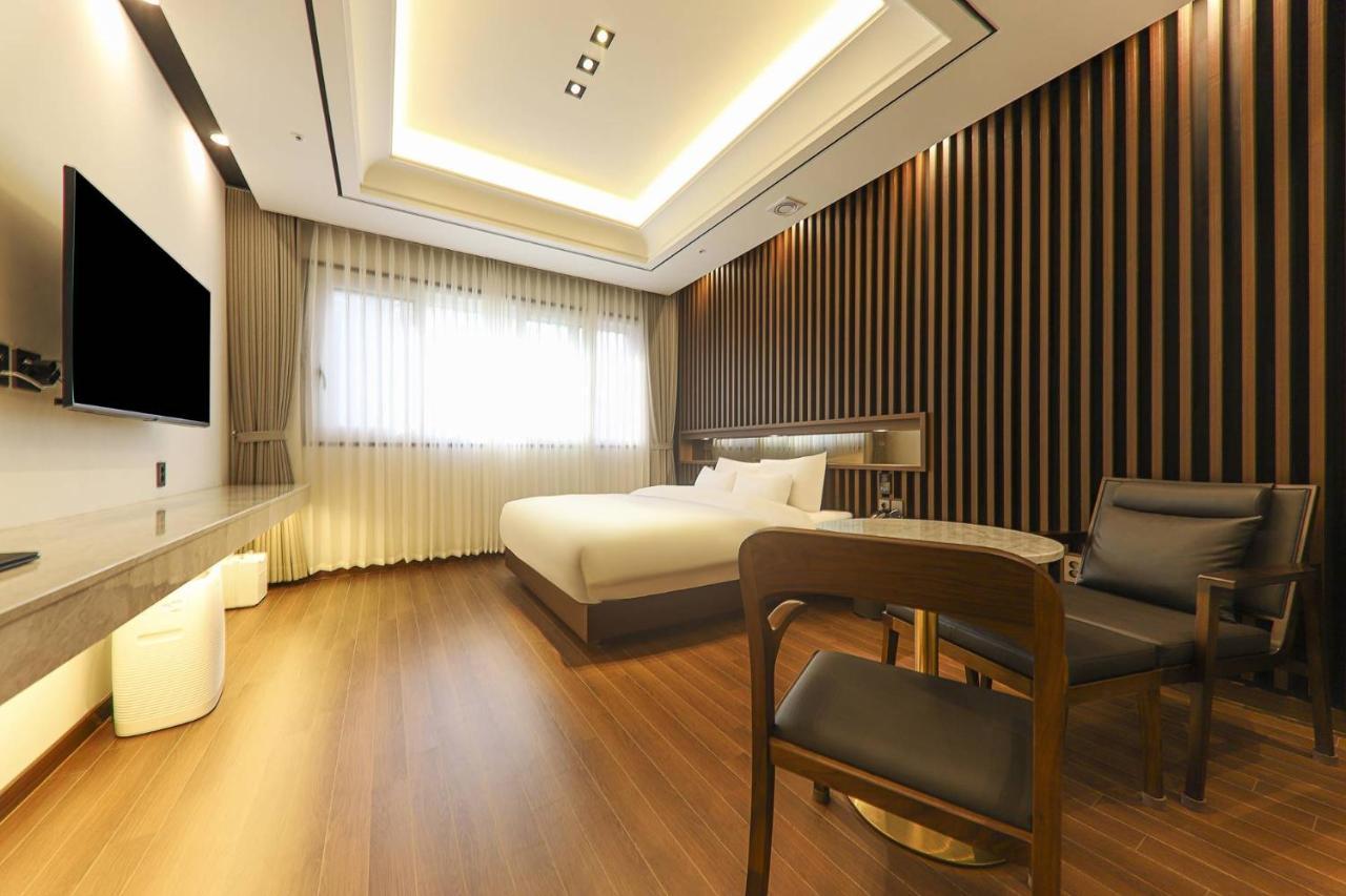 Hotel Demer Mokpo Exterior photo