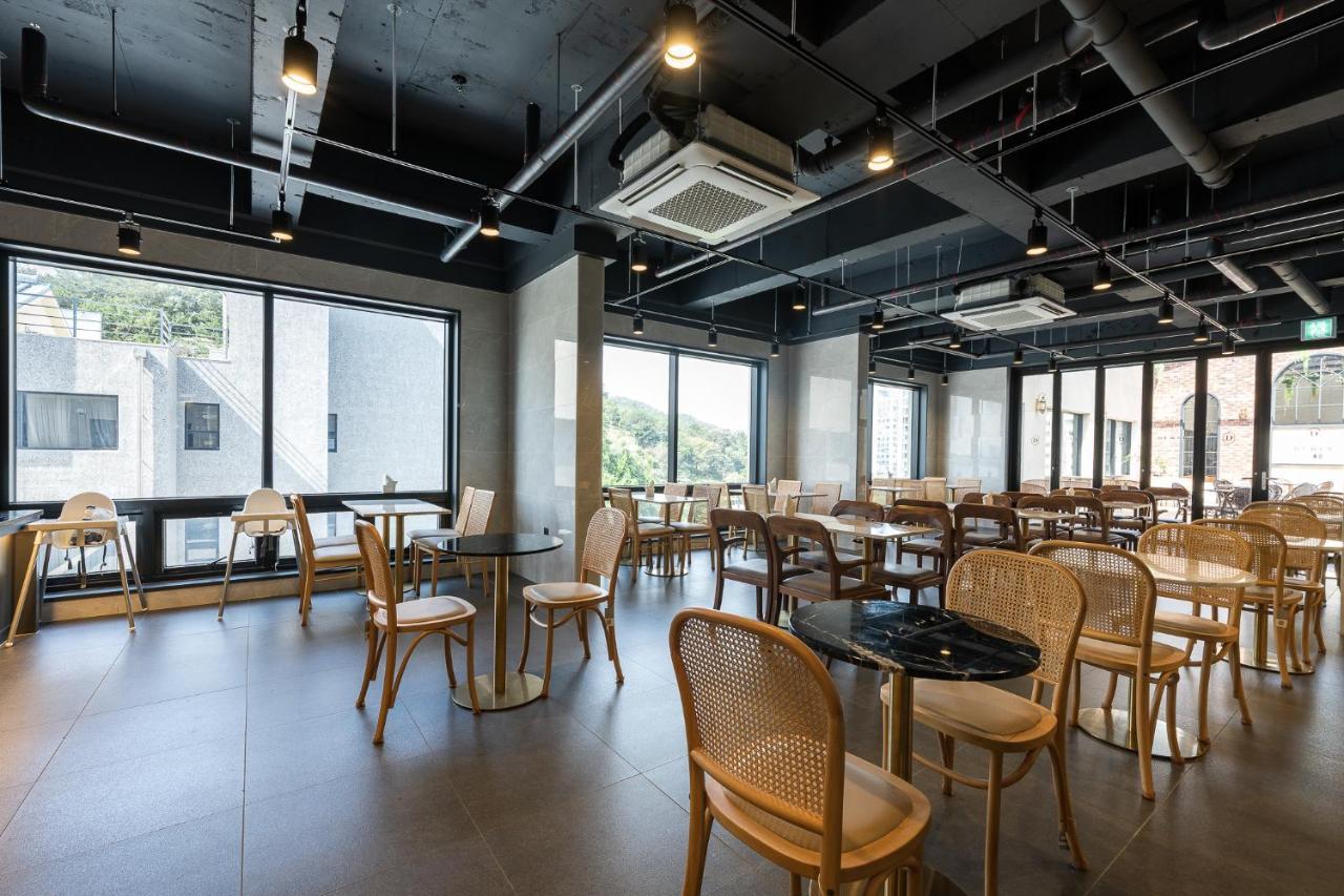 Hotel Demer Mokpo Exterior photo