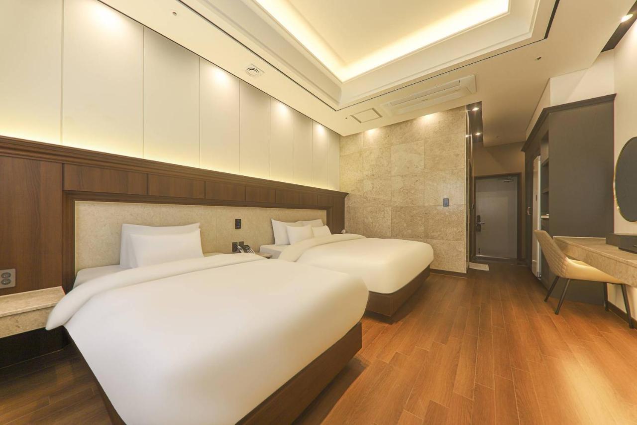Hotel Demer Mokpo Exterior photo